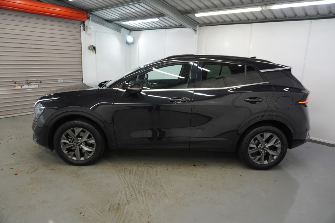 2024 KIA SPORTAGE 1.6 h T-GDi GT-Line SUV 5dr Petrol Hybrid Auto Euro 6 (s/s) (226 bhp) - vehicle photo 13 for sale on PureCar