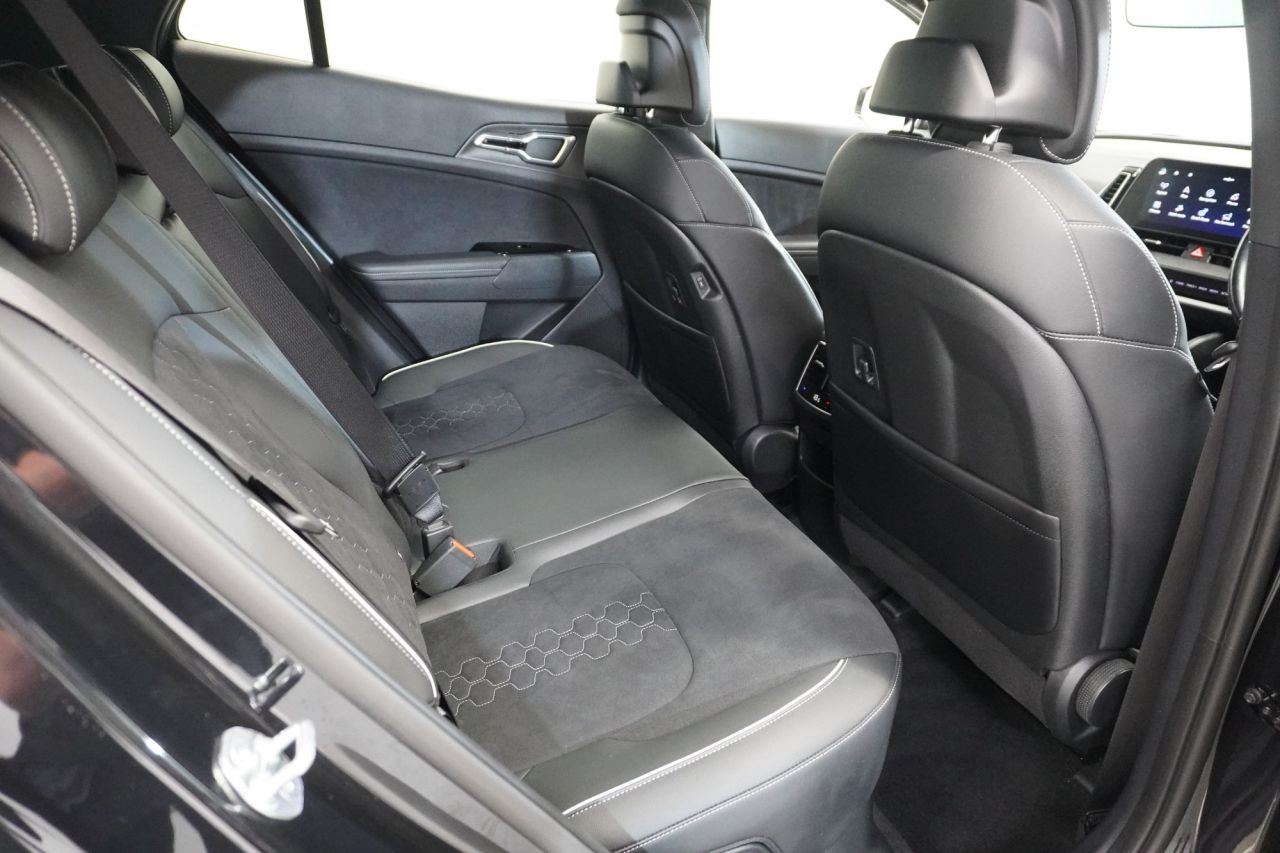 2024 KIA SPORTAGE 1.6 h T-GDi GT-Line SUV 5dr Petrol Hybrid Auto Euro 6 (s/s) (226 bhp) - vehicle photo 31 for sale on PureCar