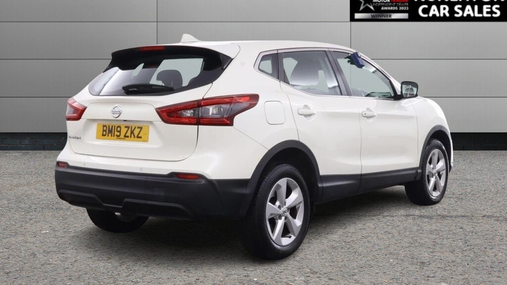 2019 Nissan Qashqai — image 3