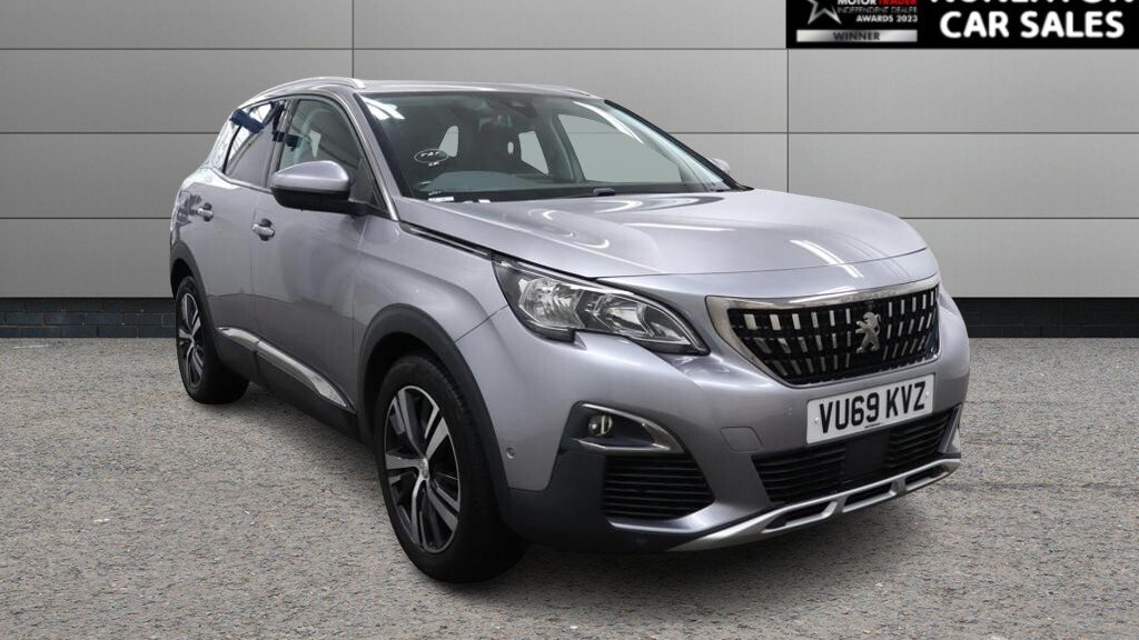 2019 Peugeot 3008 — image 1