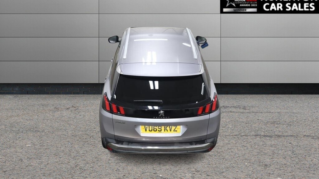 2019 Peugeot 3008 — image 3