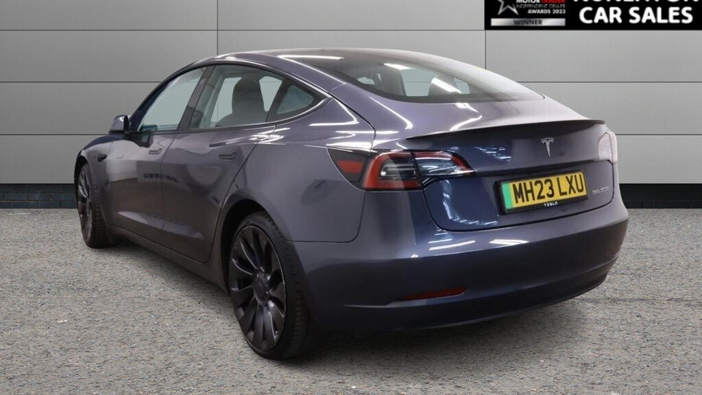 2023 Tesla Model 3 — image 4