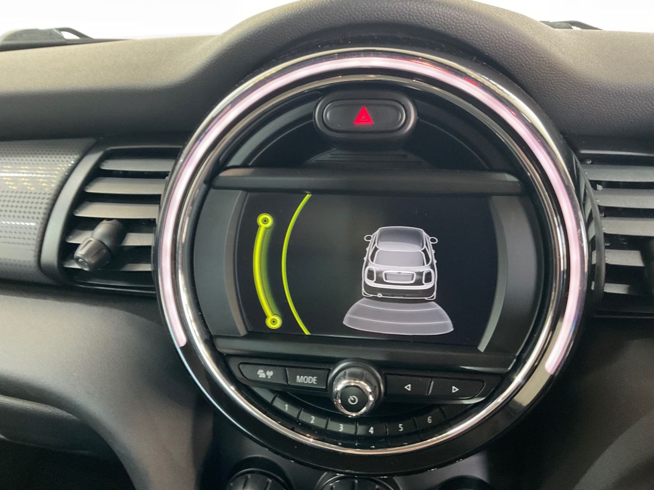 2015 MINI HATCH 1.5 Cooper Hatchback 5dr Petrol Manual Euro 6 (s/s) (136 ps) - vehicle photo 19 for sale on PureCar