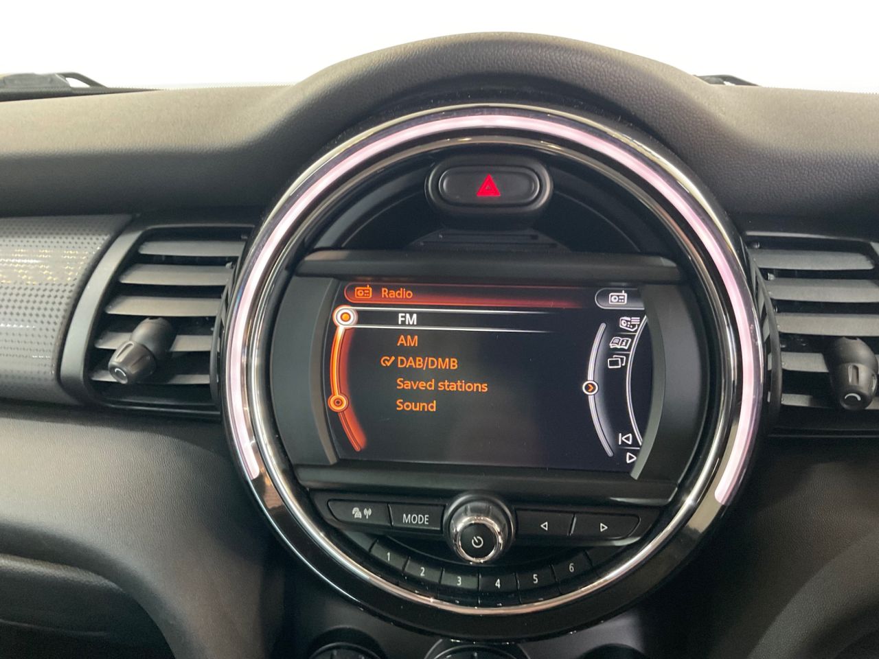 2015 MINI HATCH 1.5 Cooper Hatchback 5dr Petrol Manual Euro 6 (s/s) (136 ps) - vehicle photo 25 for sale on PureCar