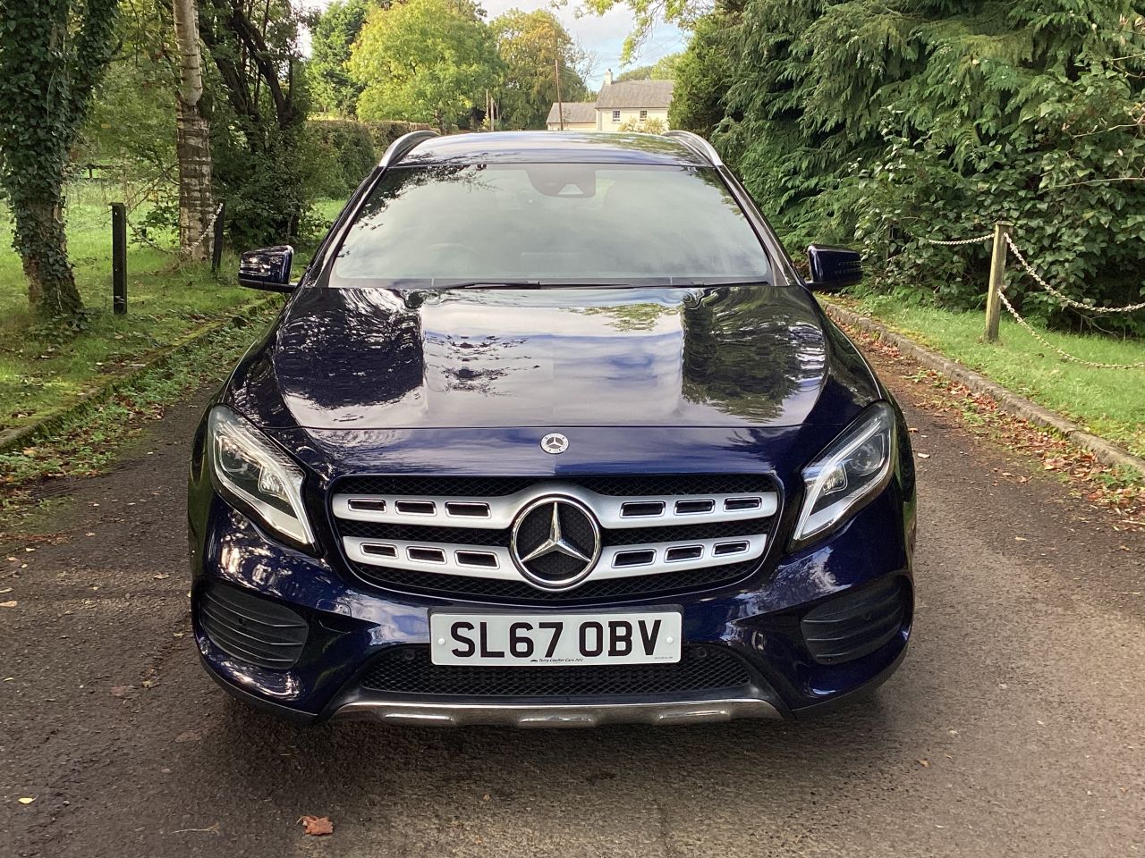 2018 MERCEDES GLA 2.1 GLA200d AMG Line (Premium) SUV 5dr Diesel 7G-DCT 4MATIC Euro 6 (s/s) (1 - vehicle photo 10 for sale on PureCar