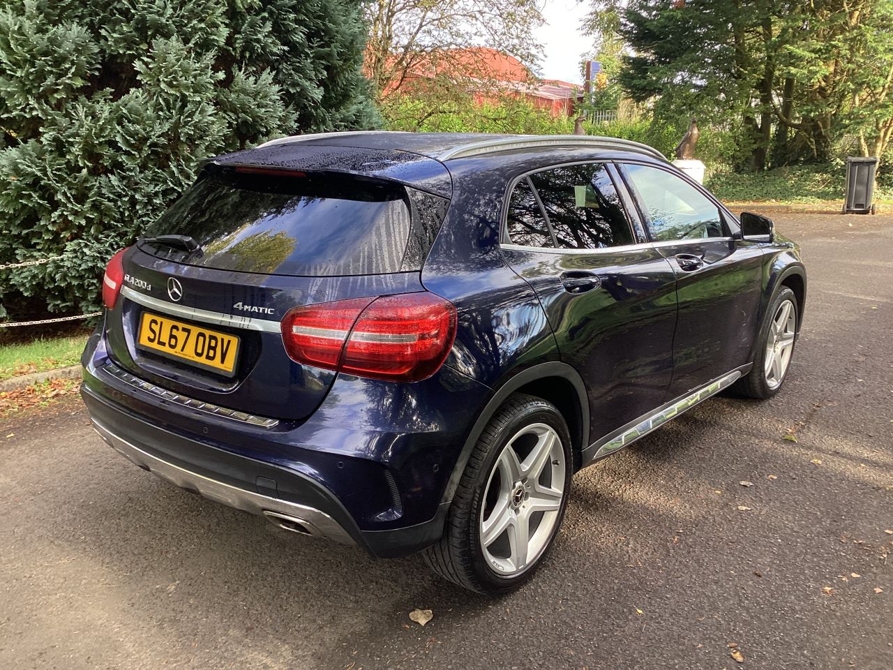 2018 MERCEDES GLA 2.1 GLA200d AMG Line (Premium) SUV 5dr Diesel 7G-DCT 4MATIC Euro 6 (s/s) (1 - vehicle photo 12 for sale on PureCar