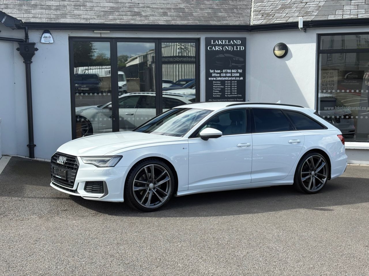 2019 AUDI A6 AVANT S Line - vehicle photo 2 for sale on PureCar