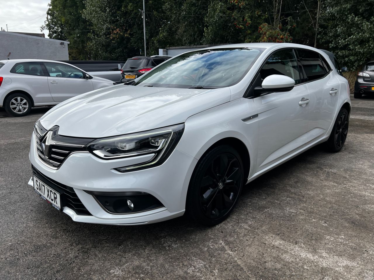 2017 RENAULT MEGANE 1.5 dCi Signature Nav Hatchback 5dr Diesel Manual Euro 6 (s/s) (110 ps) - vehicle photo 4 for sale on PureCar