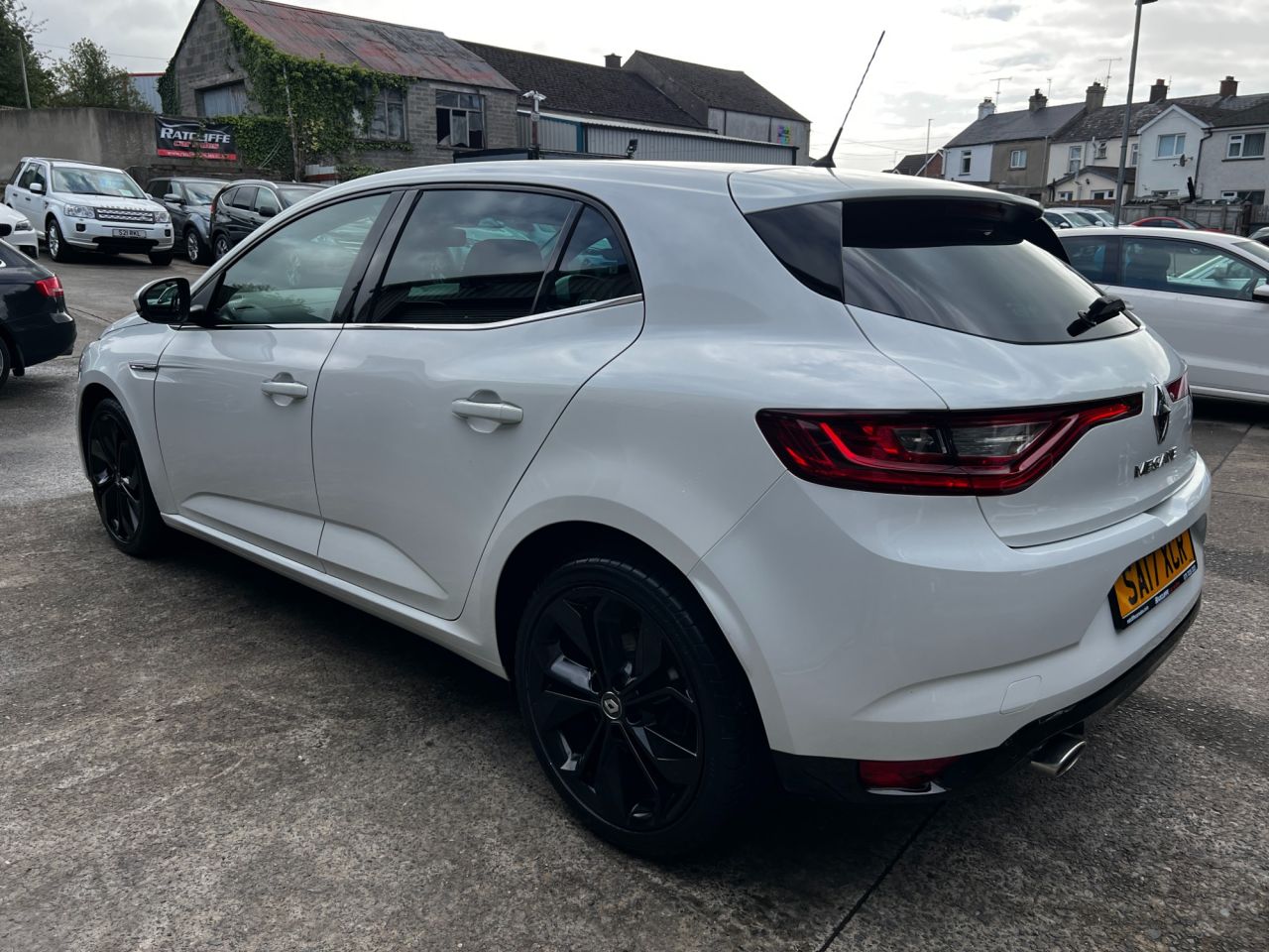 2017 RENAULT MEGANE 1.5 dCi Signature Nav Hatchback 5dr Diesel Manual Euro 6 (s/s) (110 ps) - vehicle photo 5 for sale on PureCar