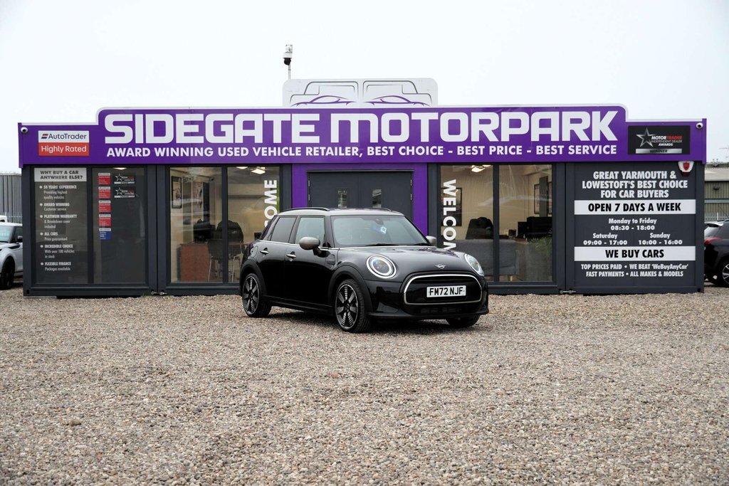 2022 MINI Hatch