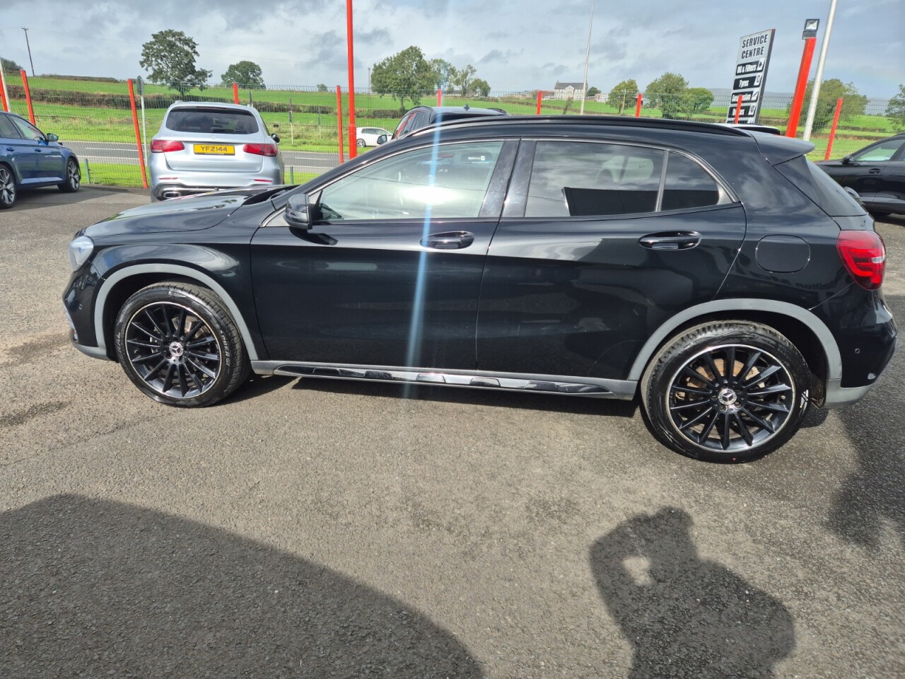 2018 MERCEDES GLA DIESEL HATCHBACK 2.1 GLA200d AMG Line (Premium) SUV 5dr Diesel 7G-DCT Euro 6 (s/s) (136 ps) - vehicle photo 6 for sale on PureCar