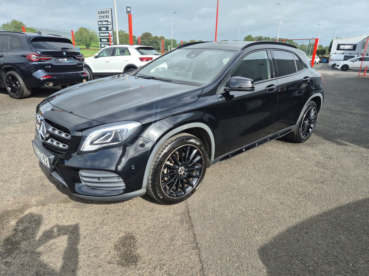 2018 MERCEDES GLA DIESEL HATCHBACK 2.1 GLA200d AMG Line (Premium) SUV 5dr Diesel 7G-DCT Euro 6 (s/s) (136 ps) - vehicle photo 7 for sale on PureCar
