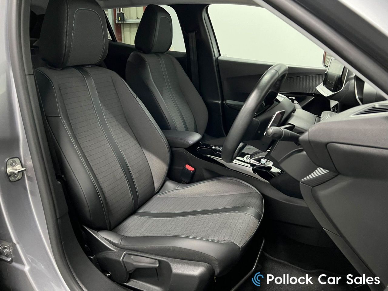 2021 PEUGEOT 1.2 PureTech Allure SUV 5dr Petrol EAT Euro 6 (s/s) (130 ps) New T'Bel - vehicle photo 26 for sale on PureCar