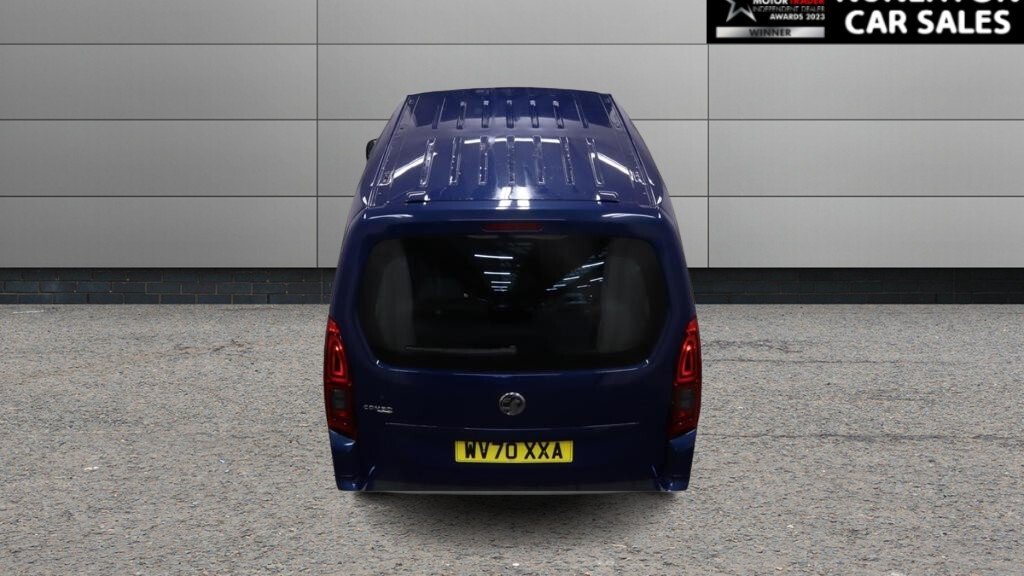 2020 Vauxhall Combo Life — image 2
