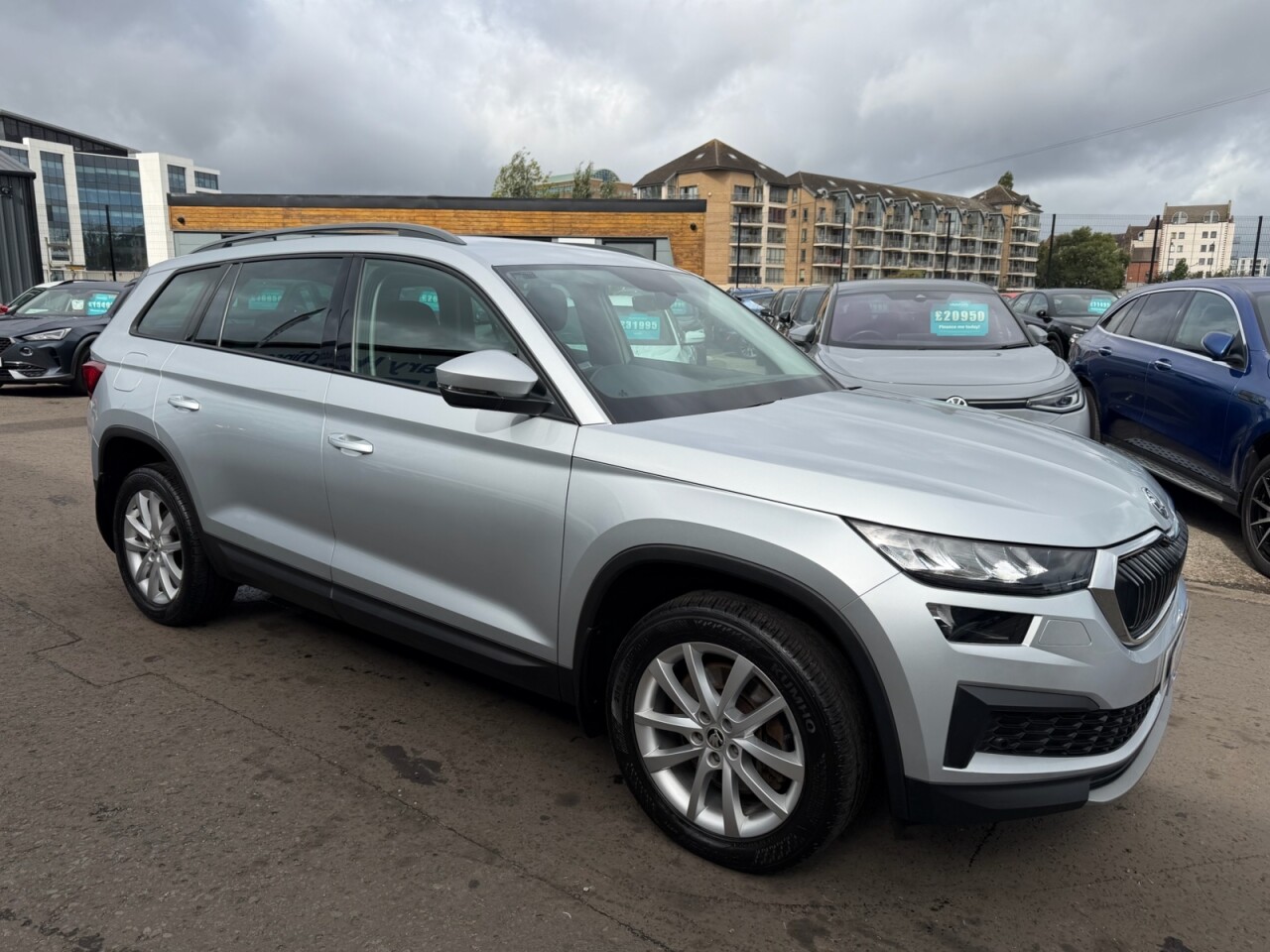 2023 SKODA KODIAQ 2.0 TDI SE Drive SUV 5dr Diesel DSG 4WD Euro 6 (s/s) (7 Seat) (150 ps) NI C - vehicle photo 2 for sale on PureCar
