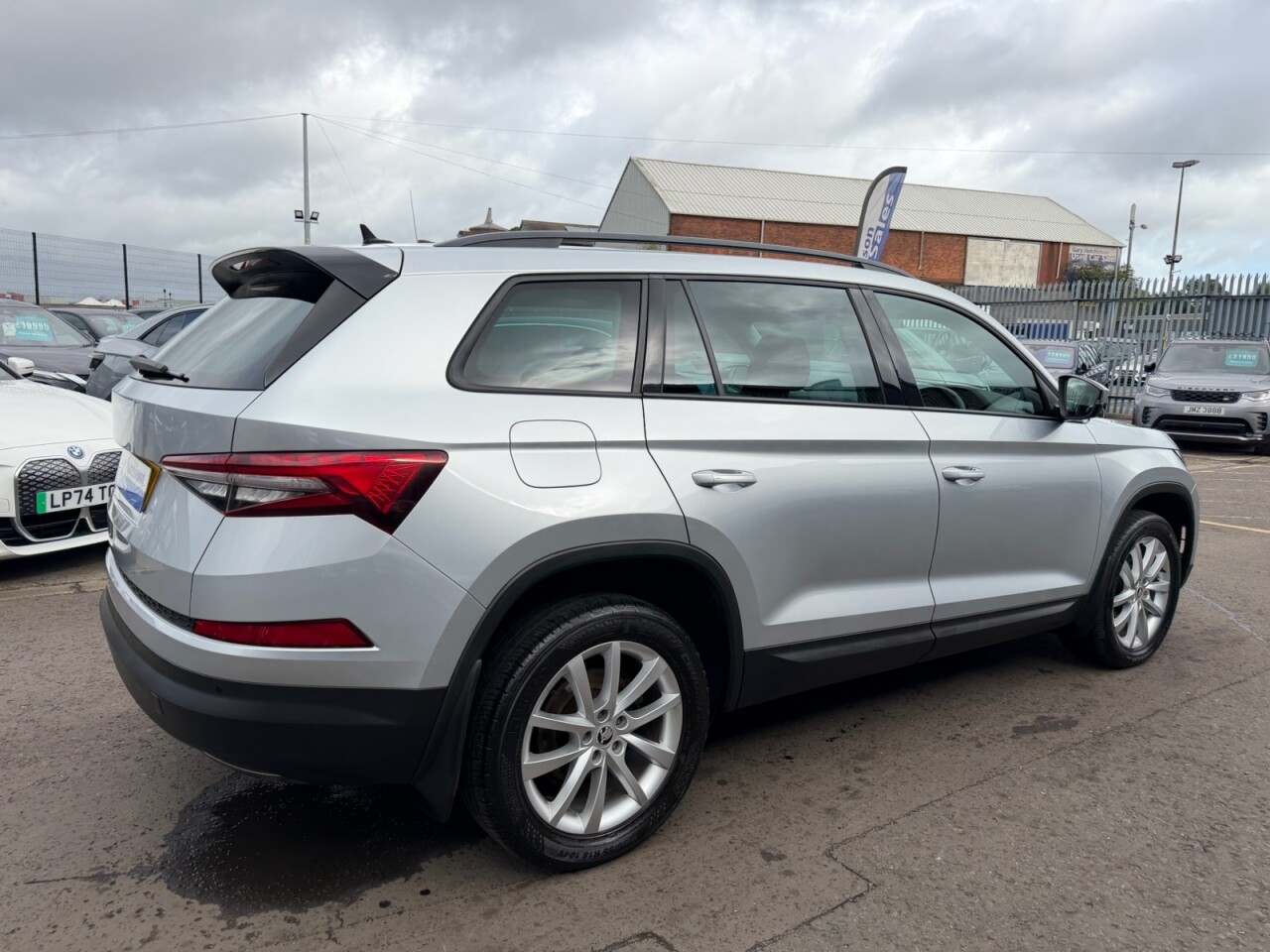 2023 SKODA KODIAQ 2.0 TDI SE Drive SUV 5dr Diesel DSG 4WD Euro 6 (s/s) (7 Seat) (150 ps) NI C - vehicle photo 36 for sale on PureCar