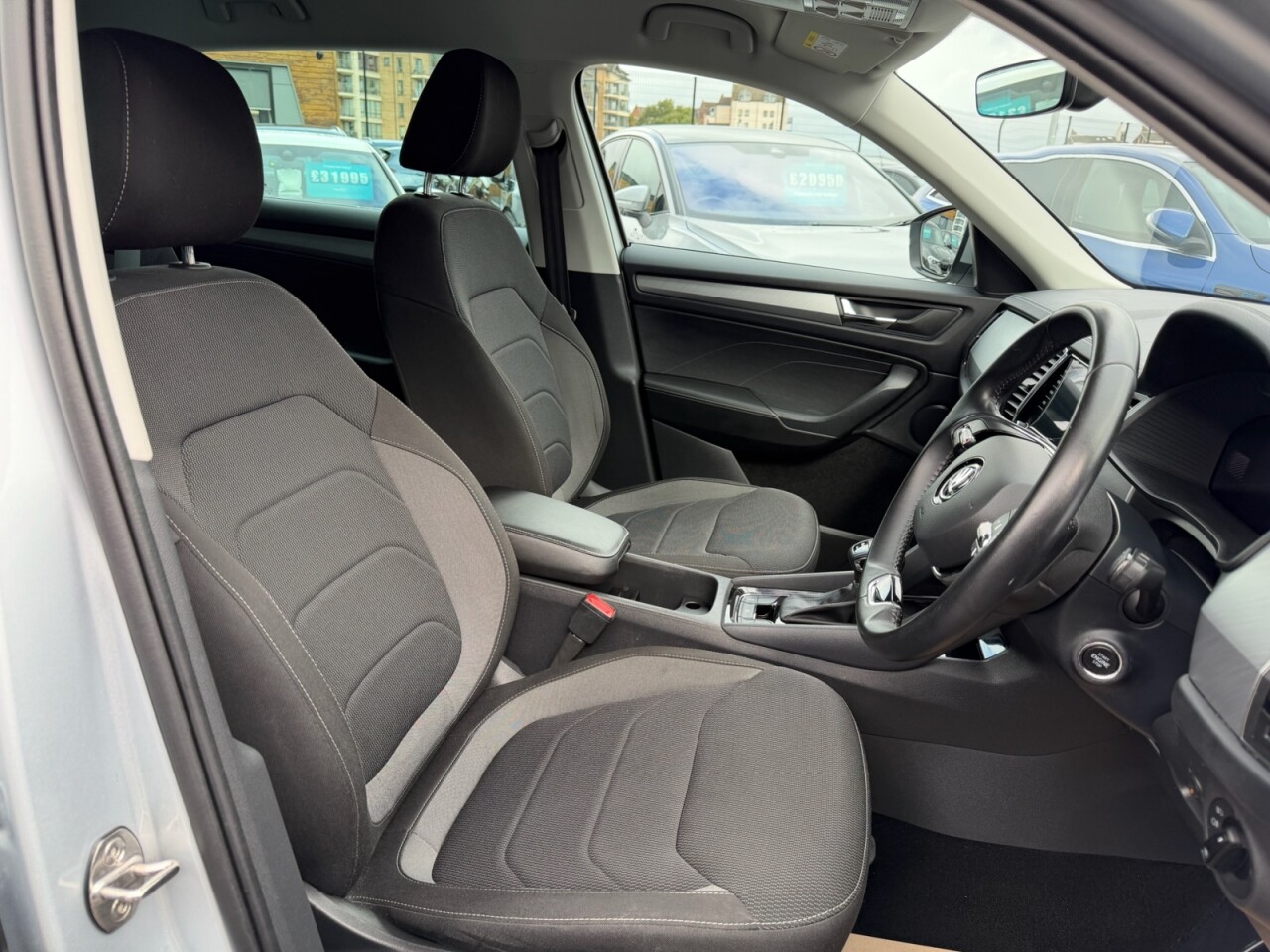 2023 SKODA KODIAQ 2.0 TDI SE Drive SUV 5dr Diesel DSG 4WD Euro 6 (s/s) (7 Seat) (150 ps) NI C - vehicle photo 17 for sale on PureCar
