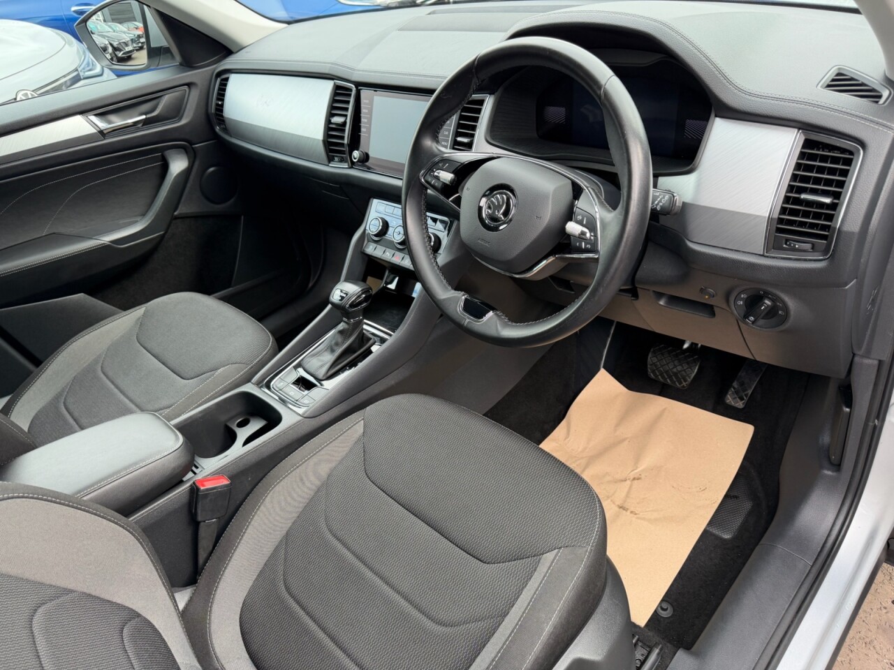 2023 SKODA KODIAQ 2.0 TDI SE Drive SUV 5dr Diesel DSG 4WD Euro 6 (s/s) (7 Seat) (150 ps) NI C - vehicle photo 19 for sale on PureCar
