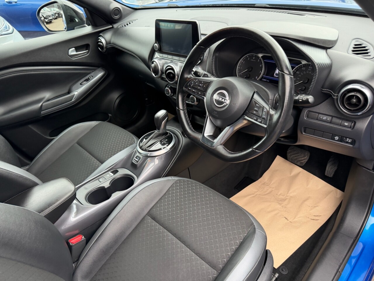 2023 NISSAN JUKE 1.0 DIG-T N-Connecta SUV 5dr Petrol DCT Auto Euro 6 (s/s) (114 ps) ONLY 238 - vehicle photo 15 for sale on PureCar