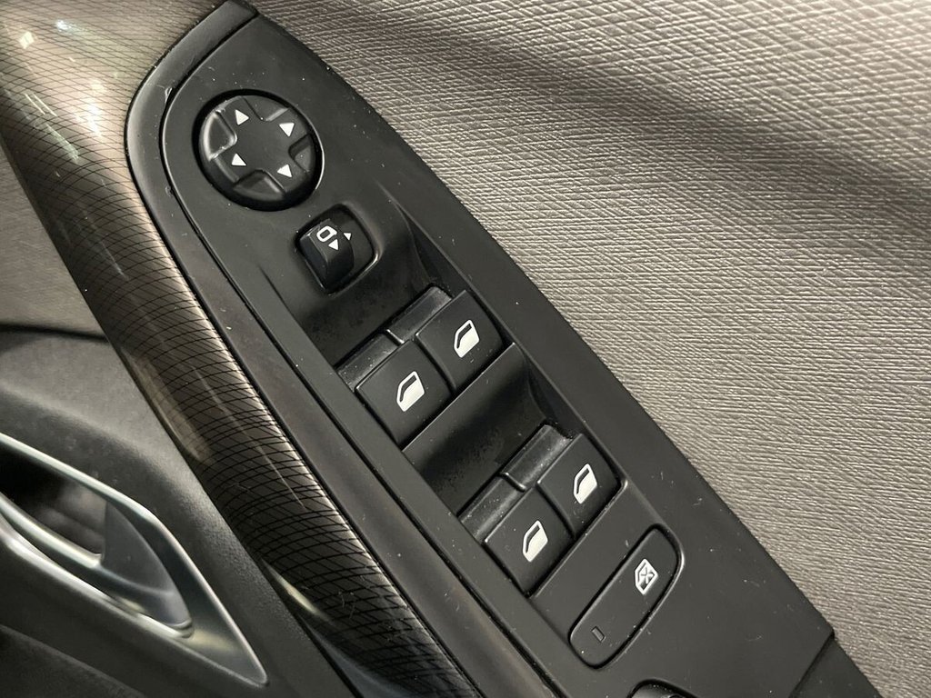 2016 Citroen Grand C4 Picasso — image 17