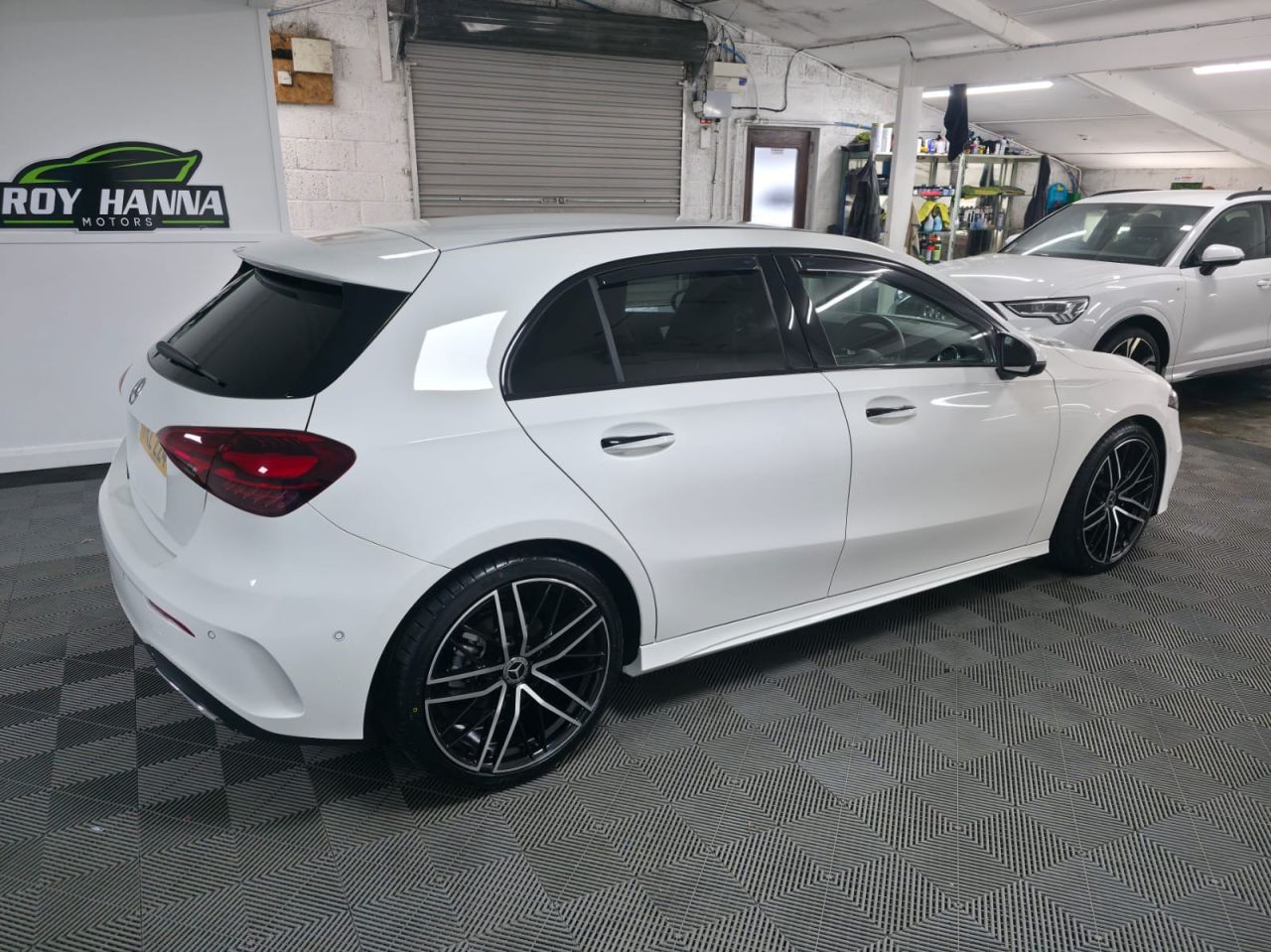 2025 MERCEDES A CLASS 2.0 A200d AMG Line (Executive) Hatchback 5dr Diesel 8G-DCT Euro 6 (s/s) (15 - vehicle photo 7 for sale on PureCar