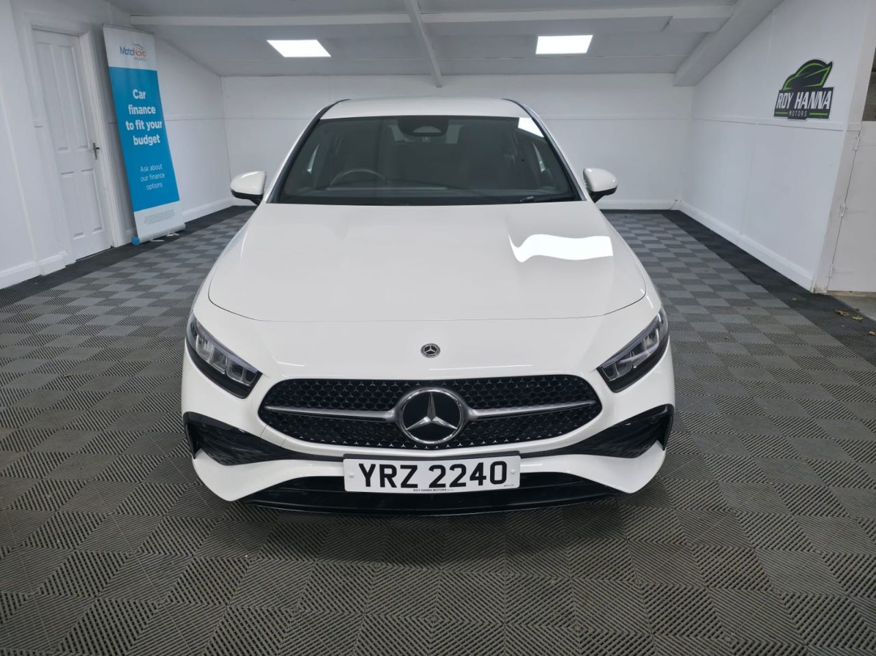 2025 MERCEDES A CLASS 2.0 A200d AMG Line (Executive) Hatchback 5dr Diesel 8G-DCT Euro 6 (s/s) (15 - vehicle photo 9 for sale on PureCar