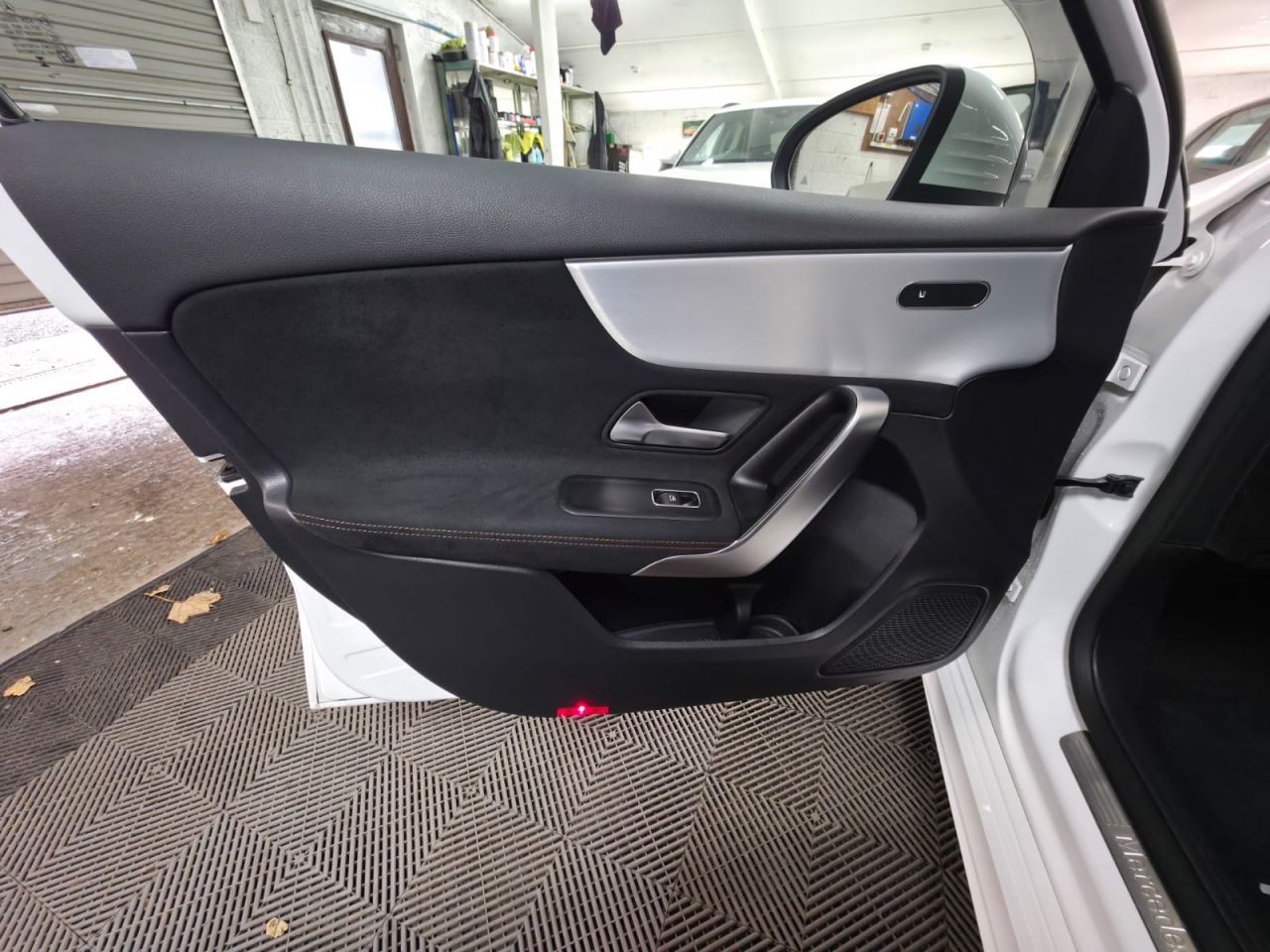 2025 MERCEDES A CLASS 2.0 A200d AMG Line (Executive) Hatchback 5dr Diesel 8G-DCT Euro 6 (s/s) (15 - vehicle photo 13 for sale on PureCar