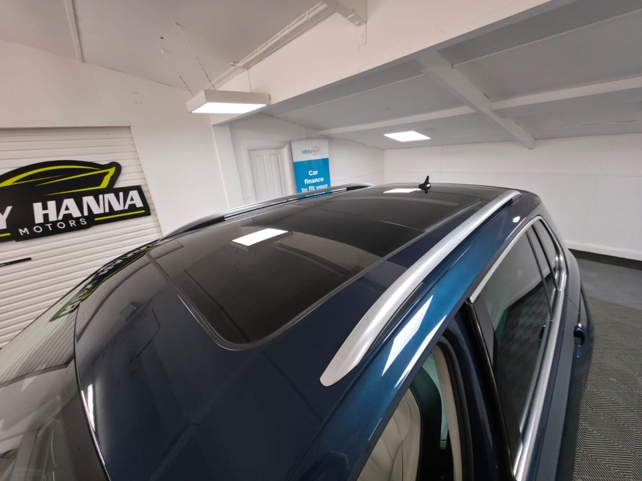 2023 VOLKSWAGEN TIGUAN 2.0 TDI Elegance SUV 5dr Diesel DSG Euro 6 (s/s) (150 ps) Panoramic Sunroof - vehicle photo 13 for sale on PureCar
