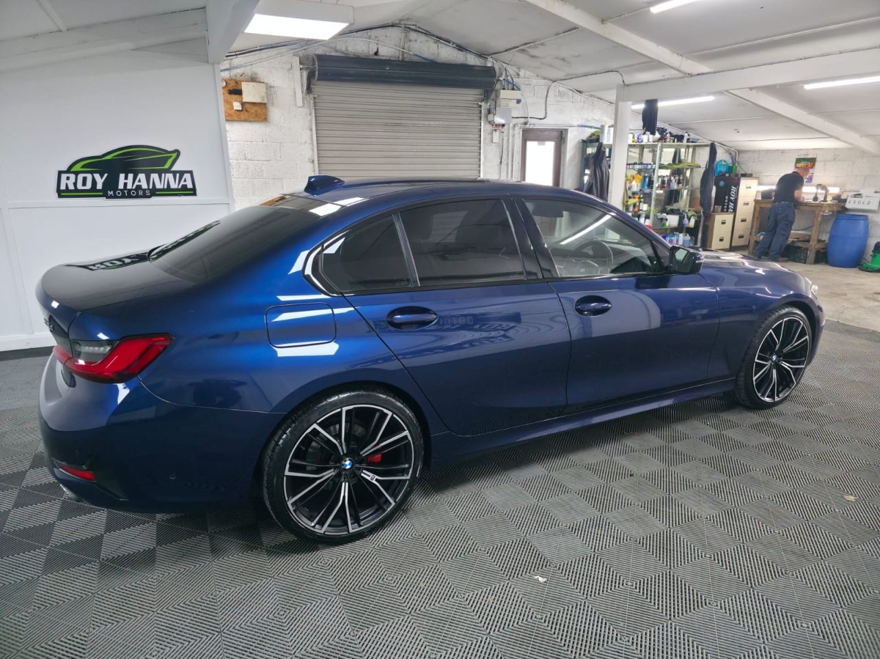 2020 BMW 3 SERIES 2.0 318d Sport Saloon 4dr Diesel Auto Euro 6 (s/s) (150 ps) Fantastic Servi - vehicle photo 7 for sale on PureCar
