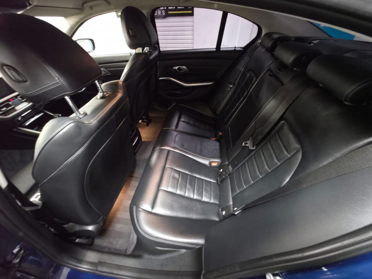 2020 BMW 3 SERIES 2.0 318d Sport Saloon 4dr Diesel Auto Euro 6 (s/s) (150 ps) Fantastic Servi - vehicle photo 14 for sale on PureCar