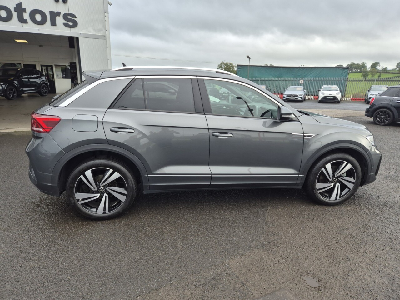 2025 VOLKSWAGEN T-ROC 2.0 TDI R-Line SUV 5dr Diesel DSG Euro 6 (s/s) (150 ps) - vehicle photo 4 for sale on PureCar