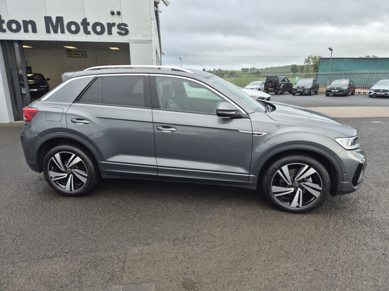 2025 VOLKSWAGEN T-ROC 2.0 TDI R-Line SUV 5dr Diesel DSG Euro 6 (s/s) (150 ps) - vehicle photo 5 for sale on PureCar