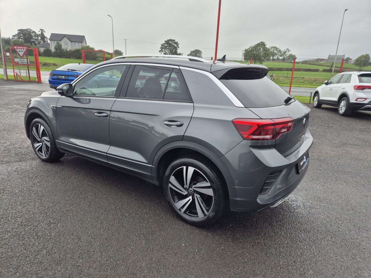 2025 VOLKSWAGEN T-ROC 2.0 TDI R-Line SUV 5dr Diesel DSG Euro 6 (s/s) (150 ps) - vehicle photo 11 for sale on PureCar