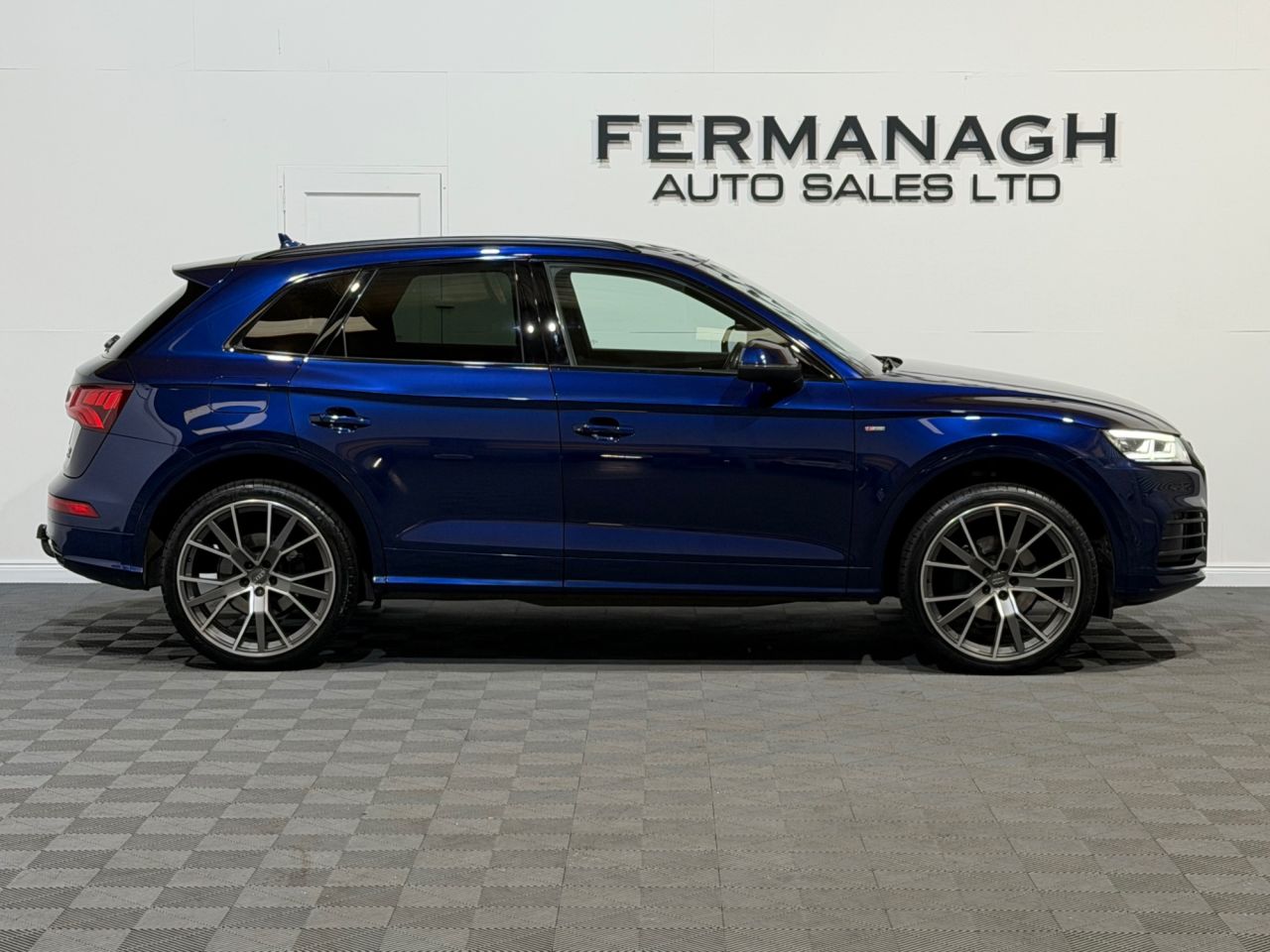 2017 AUDI Q5 S Line - vehicle photo 2 for sale on PureCar