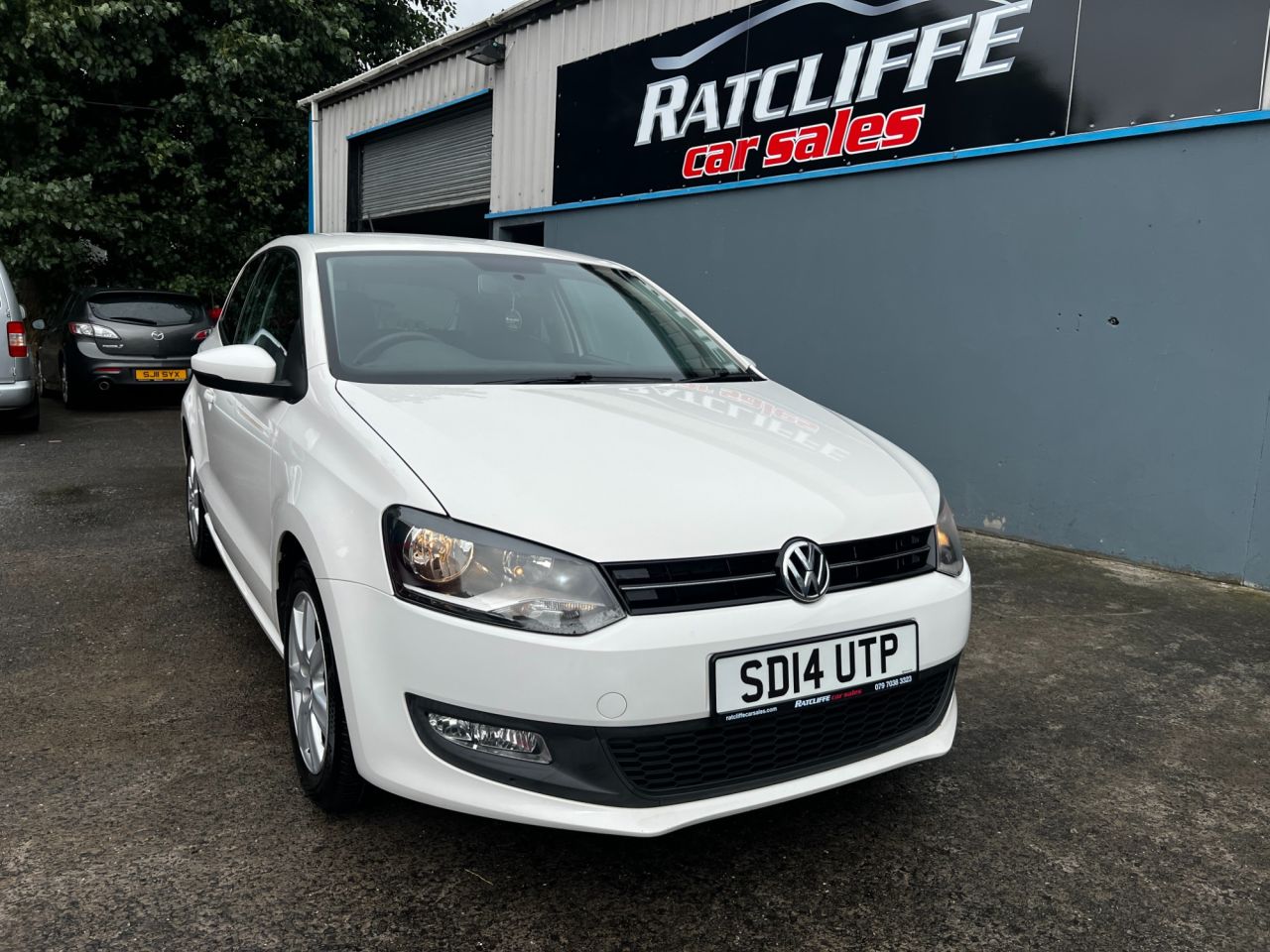 2014 VOLKSWAGEN POLO 1.4 Match Edition Hatchback 3dr Petrol Manual Euro 5 (85 ps) - vehicle photo 2 for sale on PureCar