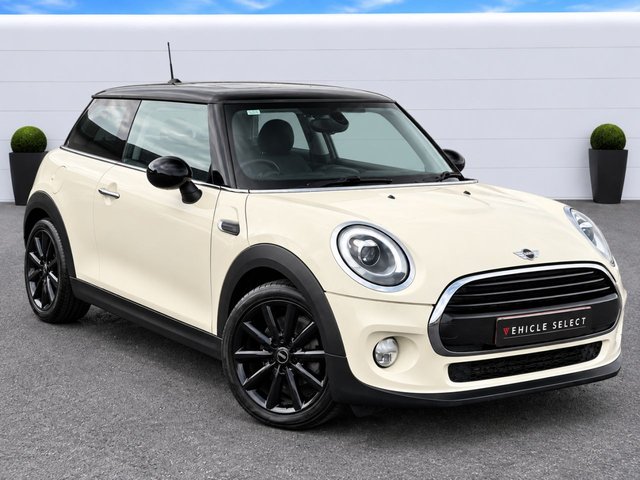 2017 MINI HATCH