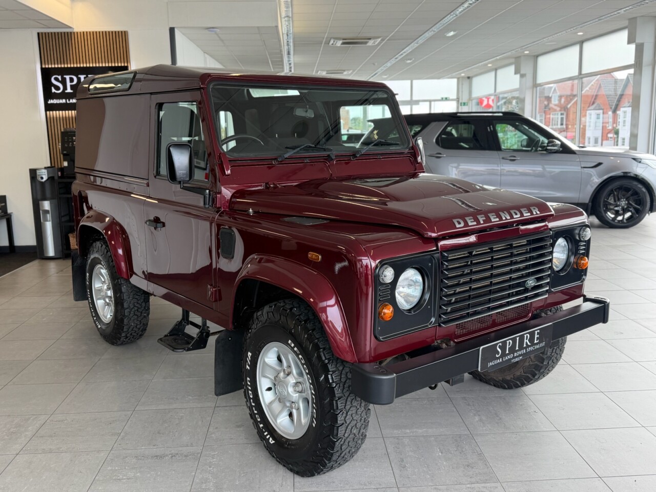 2015 Land Rover Defender 90