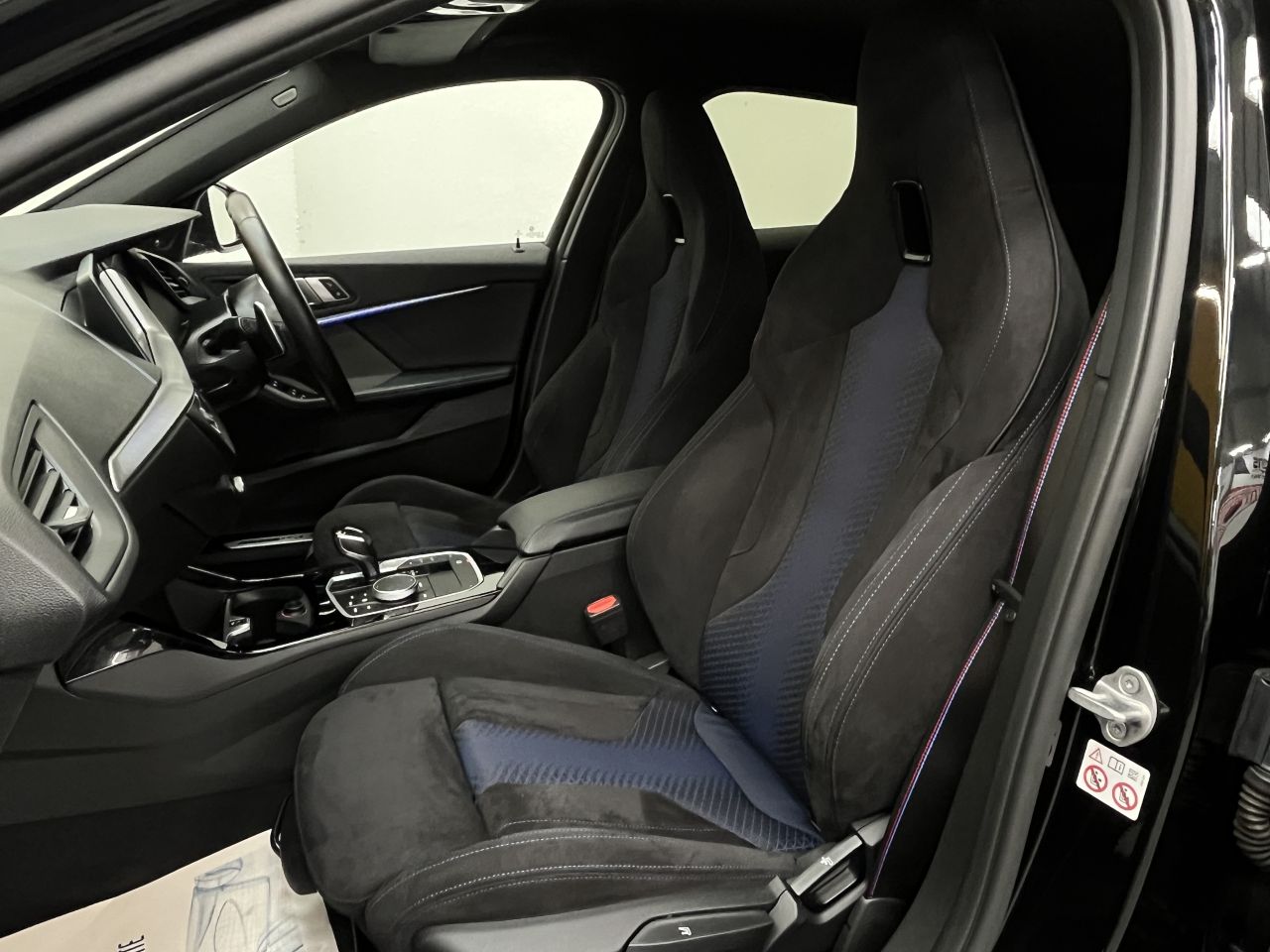 2021 BMW 1 SERIES 2.0 M135i Hatchback 5dr Petrol Auto xDrive Euro 6 (s/s) (306 ps) - vehicle photo 18 for sale on PureCar