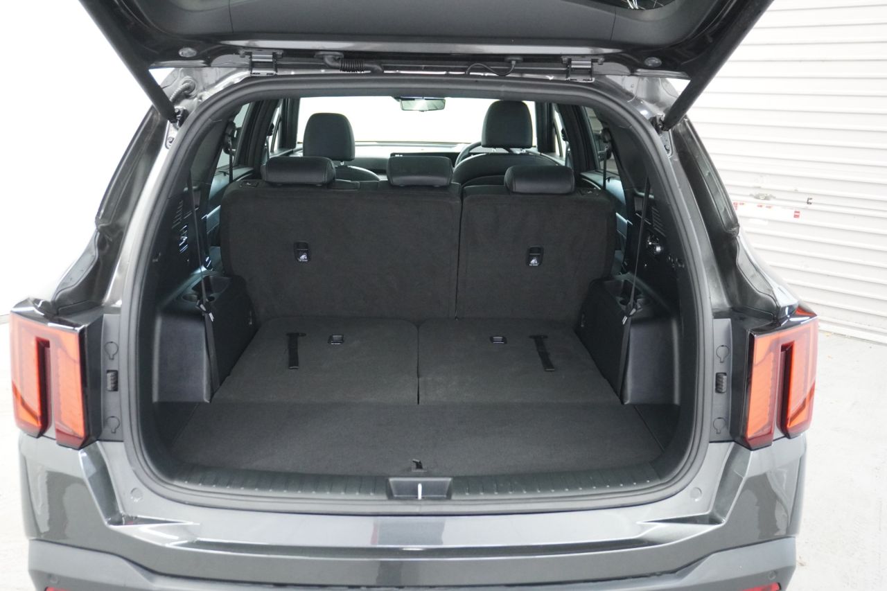 2024 KIA SORENTO 1.6 T-GDi 13.8kWh 4 SUV 5dr Petrol Plug-in Hybrid Auto AWD Euro 6 (s/s) (24 - vehicle photo 21 for sale on PureCar