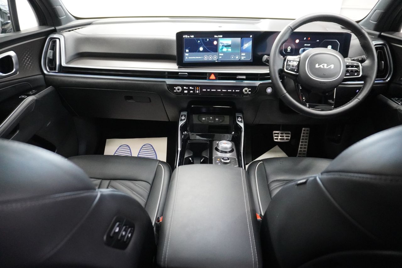 2024 KIA SORENTO 1.6 T-GDi 13.8kWh 4 SUV 5dr Petrol Plug-in Hybrid Auto AWD Euro 6 (s/s) (24 - vehicle photo 37 for sale on PureCar