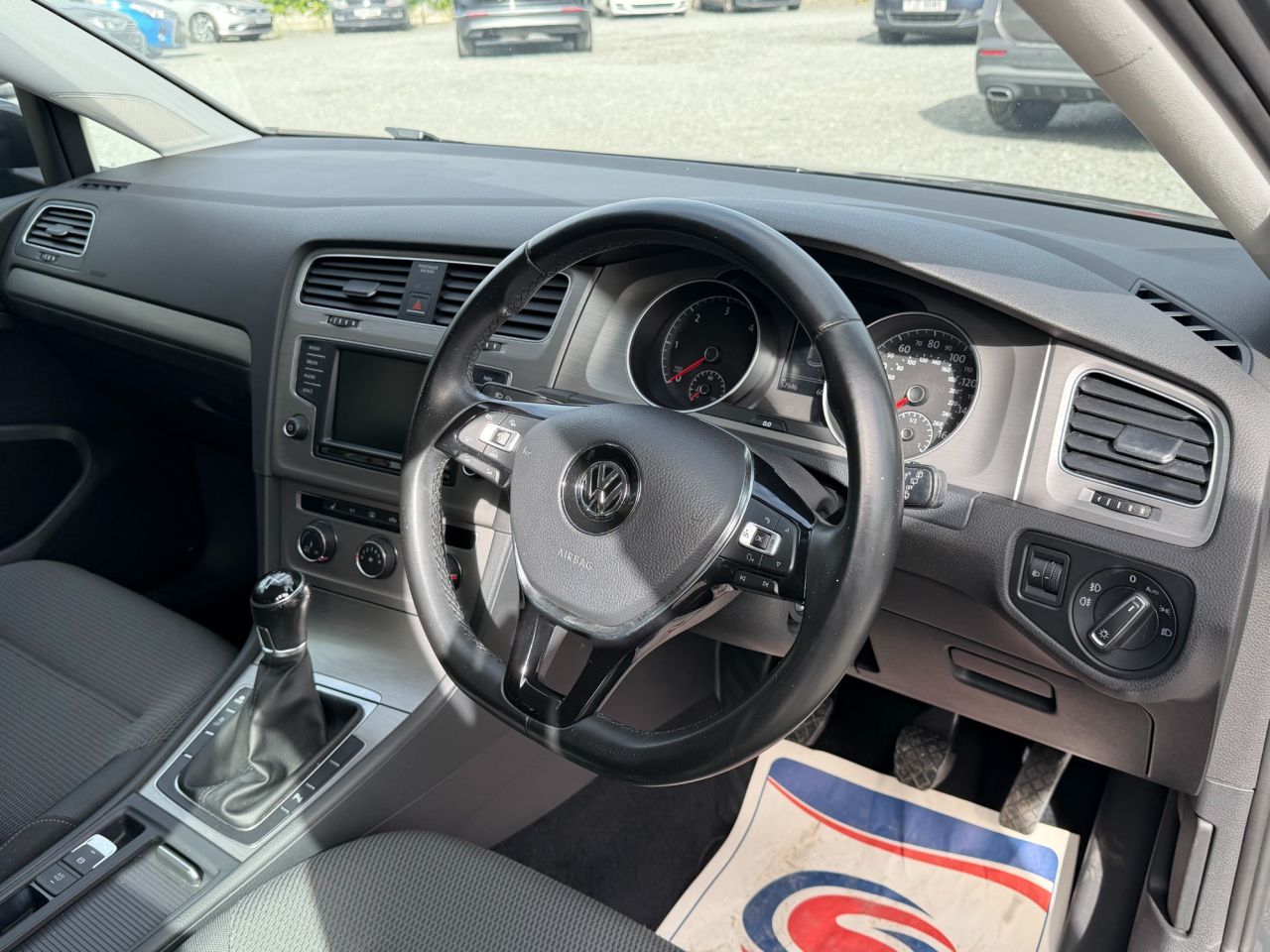 2017 VOLKSWAGEN GOLF 1.6 TDI BlueMotion Tech Match Edition Hatchback 5dr Diesel Manual Euro 6 (s - vehicle photo 11 for sale on PureCar