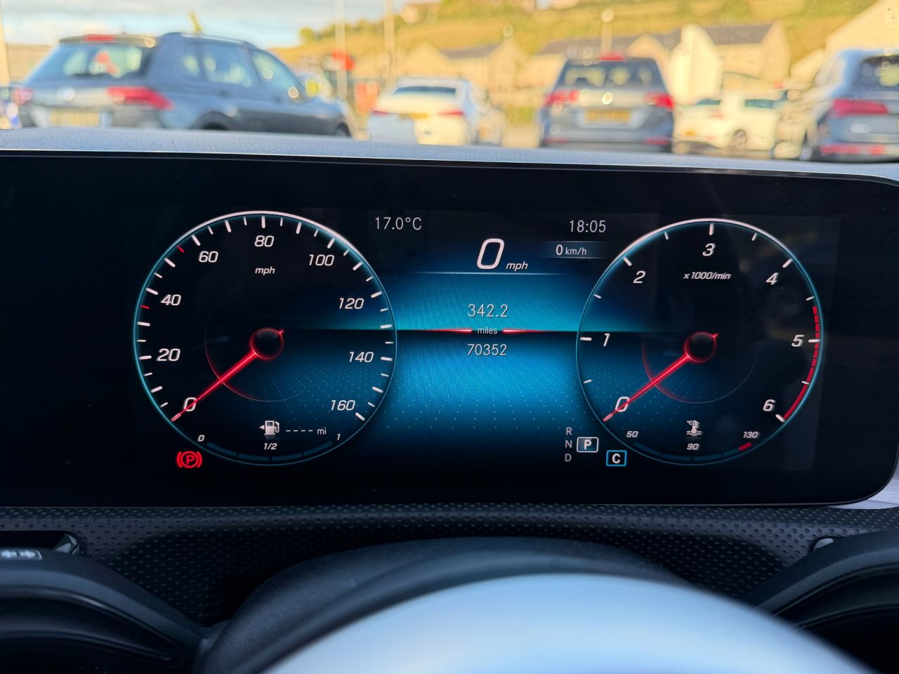 2021 MERCEDES A CLASS 2.0 A200d AMG Line (Premium Plus 2) Saloon 4dr Diesel 8G-DCT Euro 6 (s/s) ( - vehicle photo 16 for sale on PureCar