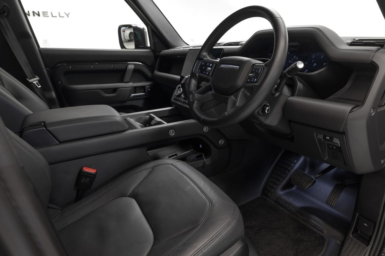 2026 LAND ROVER DEFENDER 110 3.0 D350 MHEV X-Dynamic HSE SUV 5dr Diesel Auto 4WD Euro 6 (s/s) (350 ps) V - vehicle photo 10 for sale on PureCar