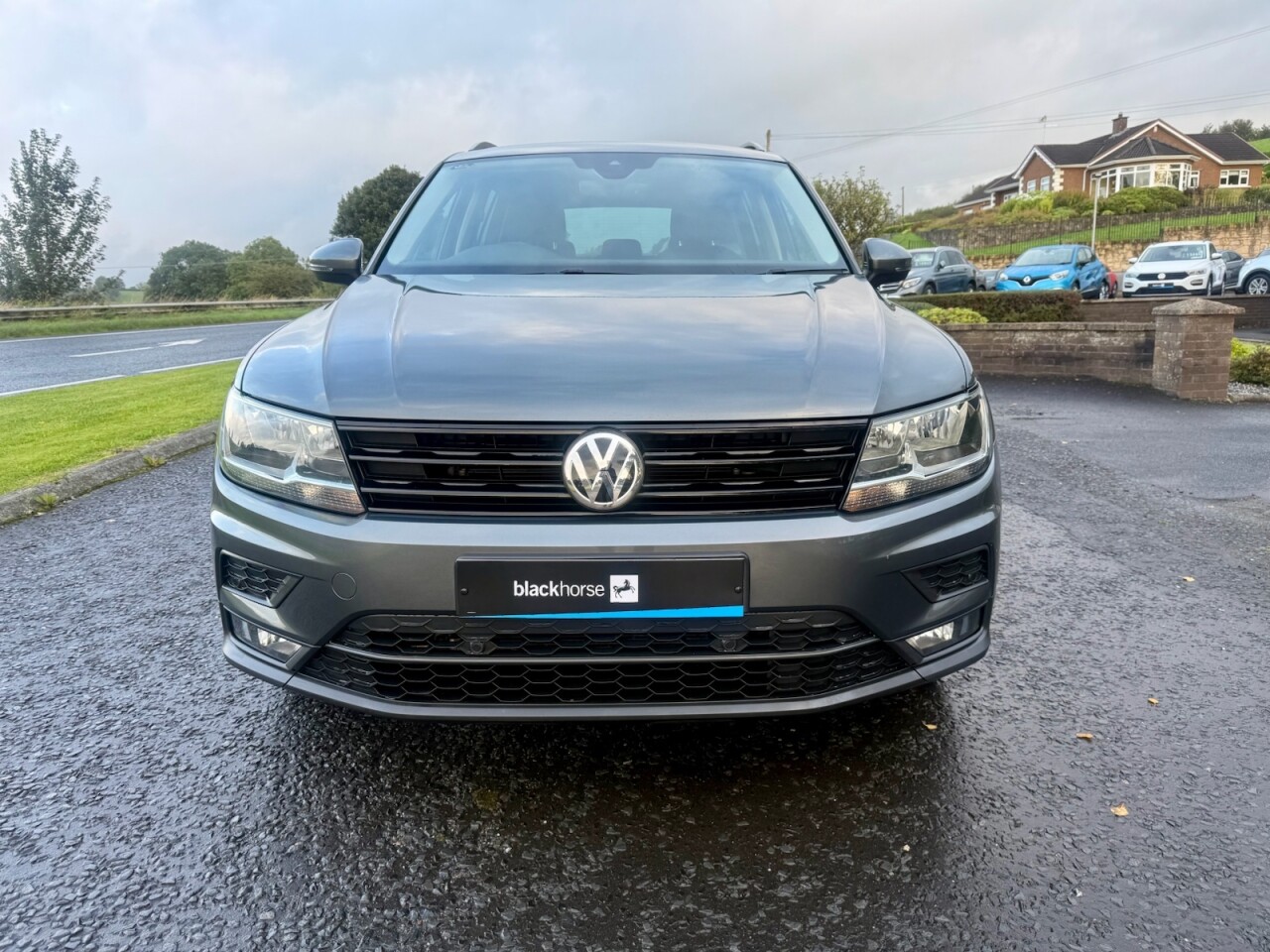 2019 VOLKSWAGEN TIGUAN 2.0 TDI SE Navigation Diesel 150BHP (LOW MILES 39K) - vehicle photo 3 for sale on PureCar