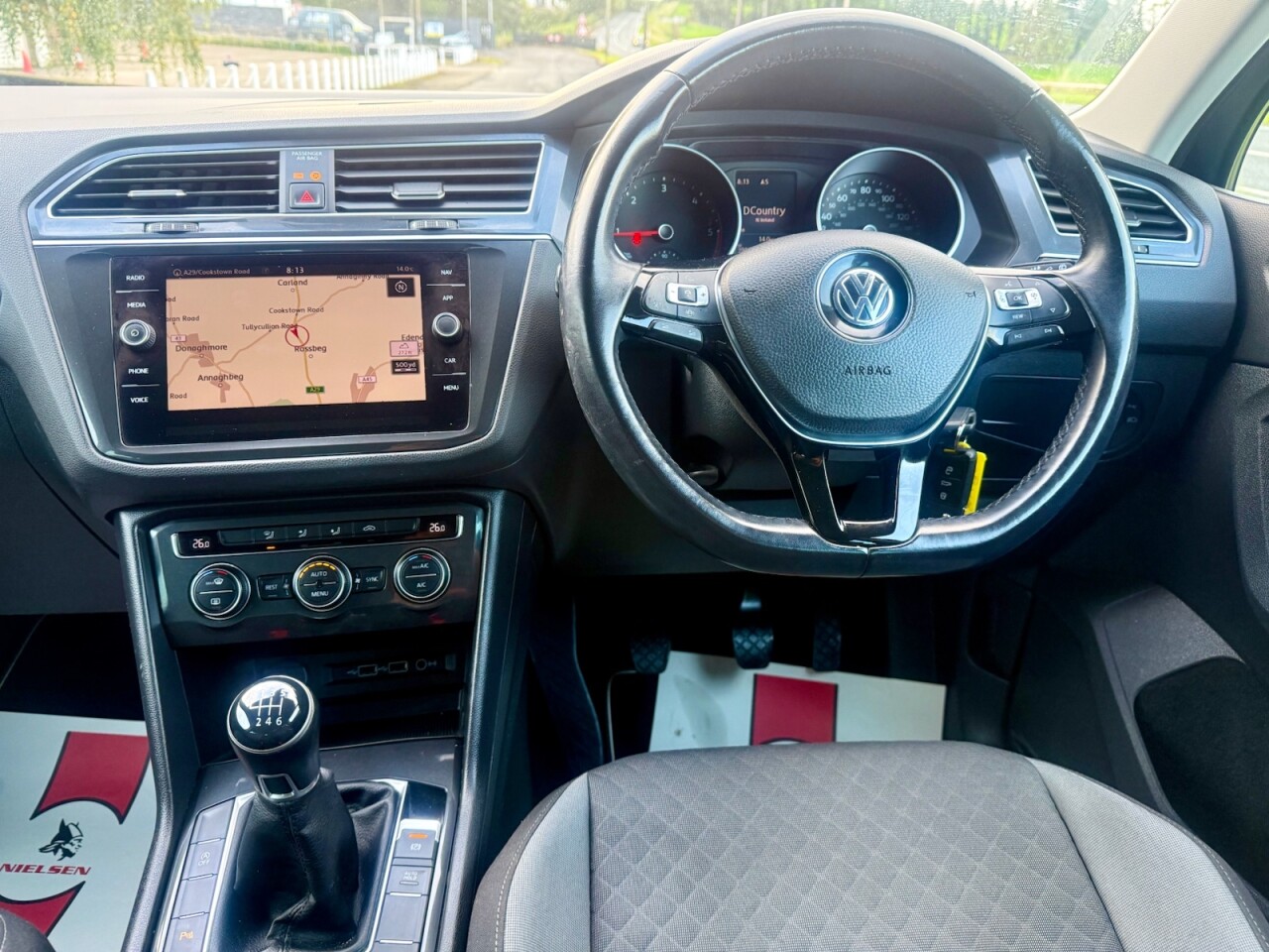 2019 VOLKSWAGEN TIGUAN 2.0 TDI SE Navigation Diesel 150BHP (LOW MILES 39K) - vehicle photo 14 for sale on PureCar