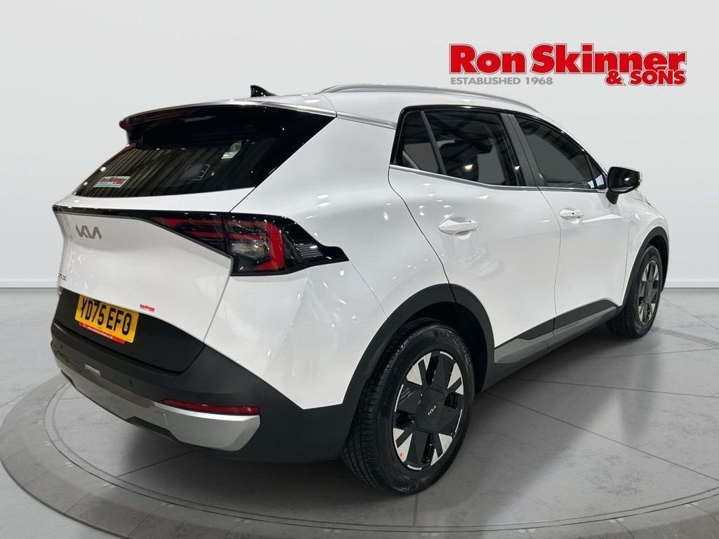 2025 Kia Sportage — image 4