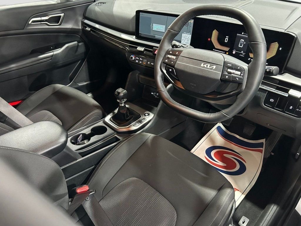 2025 Kia Sportage — image 5