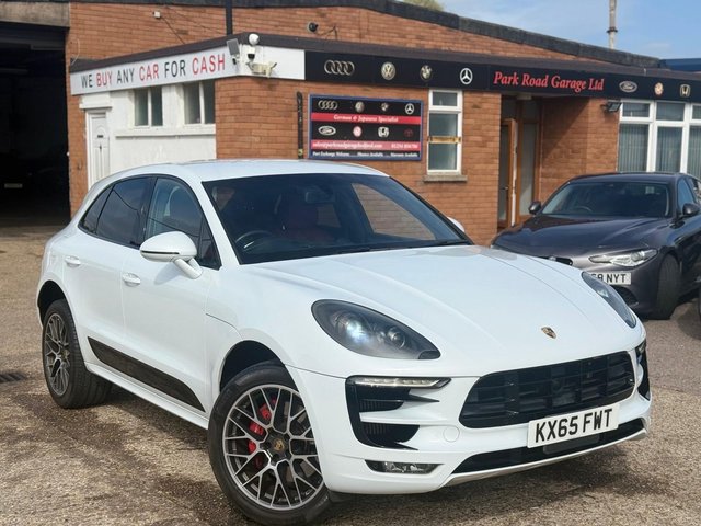 2015 Porsche Macan