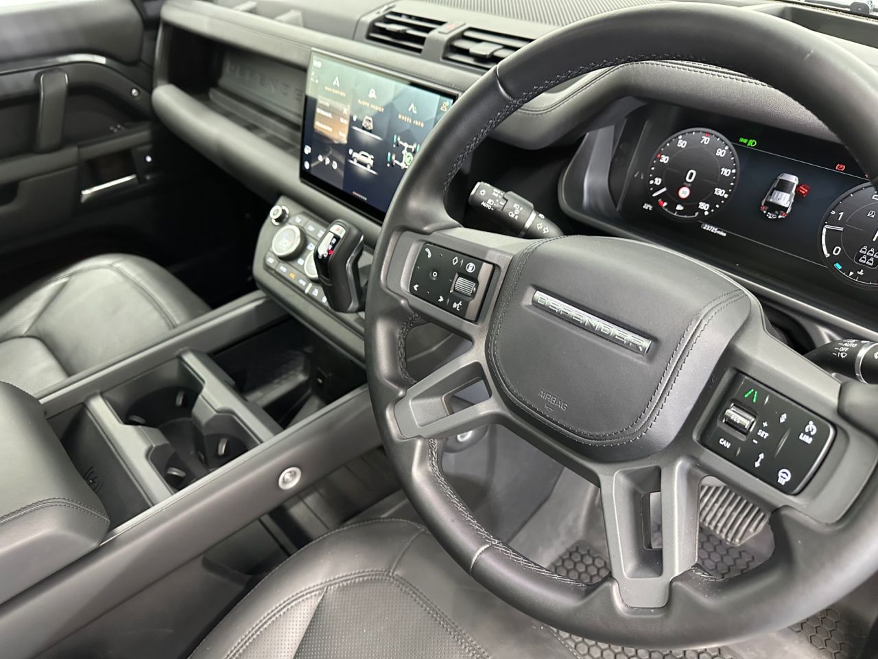 2025 LAND ROVER DEFENDER 110 3.0 D350 MHEV X-Dynamic HSE SUV 5dr Diesel Auto 4WD Euro 6 (s/s) (350 ps) - vehicle photo 15 for sale on PureCar