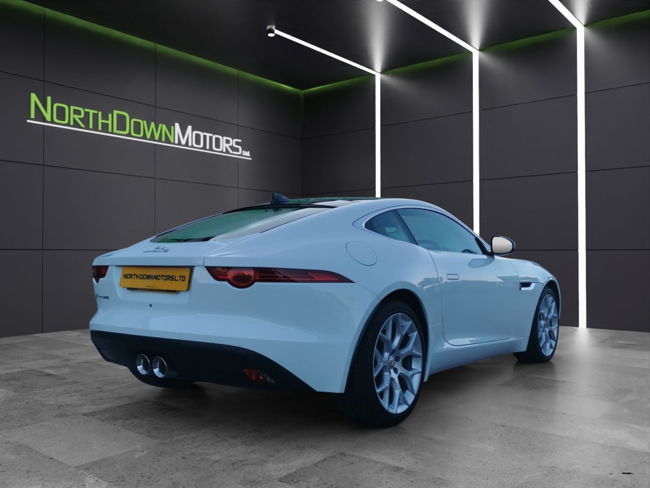 2016 JAGUAR F-TYPE 3.0 V6 Coupe 2dr Petrol Auto Euro 6 (s/s) (340 ps) Very Low Mileage - vehicle photo 6 for sale on PureCar